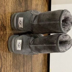 UGG Classic Shearling Lined Short Boot